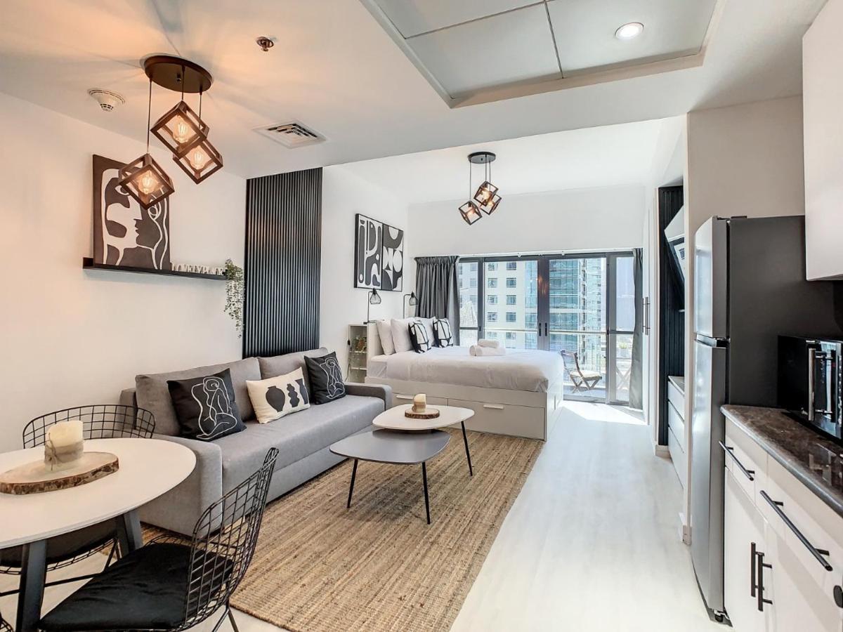 Luxury Modern Studio In Jlt With Amazing View & Rooftop Pool - Sleeps 3 Дубай Екстериор снимка